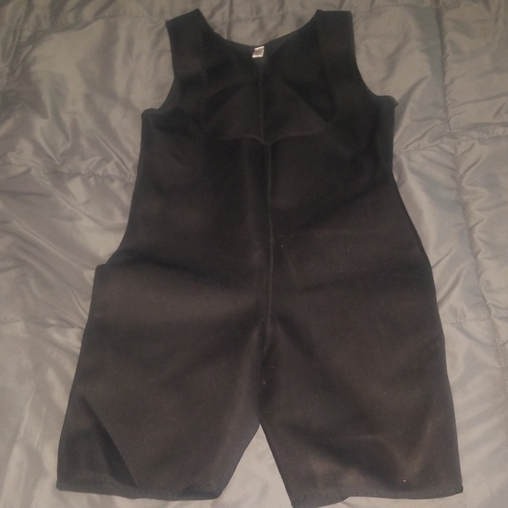 Body slimmer/shaper workout suit